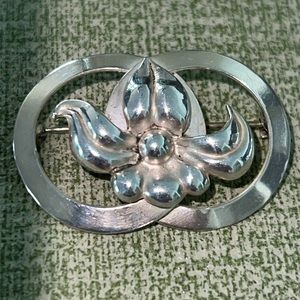 Vintage Sterling Silver Flower Pin/Brooch